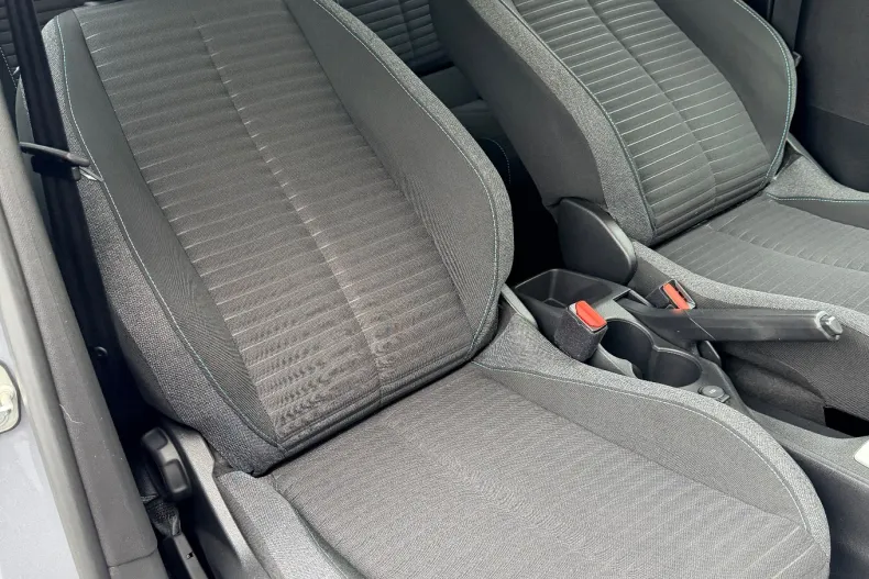 Peugeot 208 din 2021 cu 120.000 km - oferta PEU128137 - foto 20