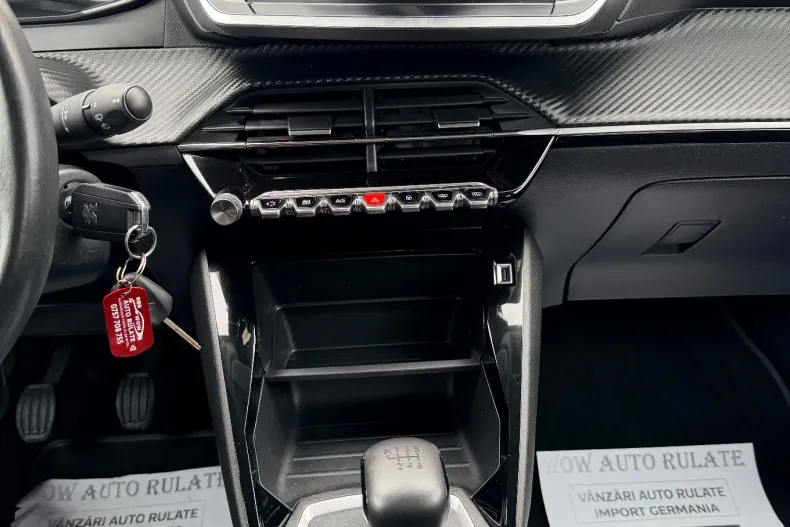Peugeot 208 din 2021 cu 120.000 km - oferta PEU128137 - foto 21
