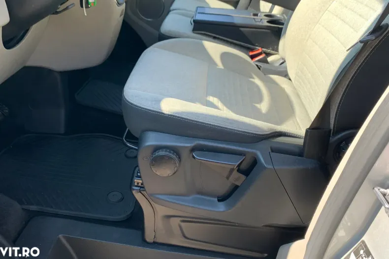 Ford Tourneo Custom din 2023 cu 168.800 km - oferta FOR128155 - foto 21