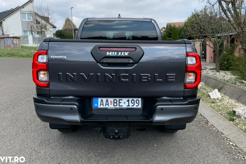 Toyota Hilux din 2024 cu 16.100 km - oferta TOY128162 - foto 7
