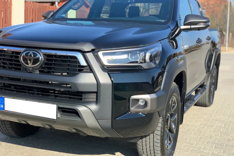 Toyota Hilux din 2025 cu 20 km - oferta TOY128167 - foto 1