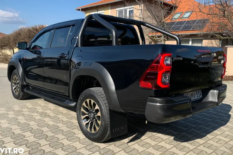 Toyota Hilux din 2024 cu 1.800 km - oferta TOY128168 - foto 8