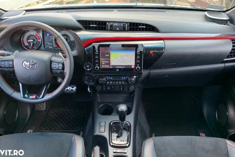 Toyota Hilux din 2024 cu 1.800 km - oferta TOY128168 - foto 15