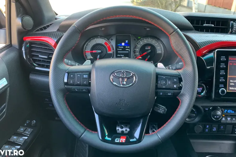 Toyota Hilux din 2024 cu 1.800 km - oferta TOY128168 - foto 16