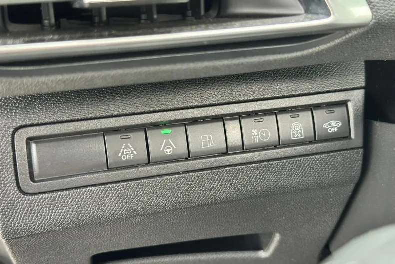 Peugeot 3008 din 2020 cu 112.400 km - oferta PEU128221 - foto 8