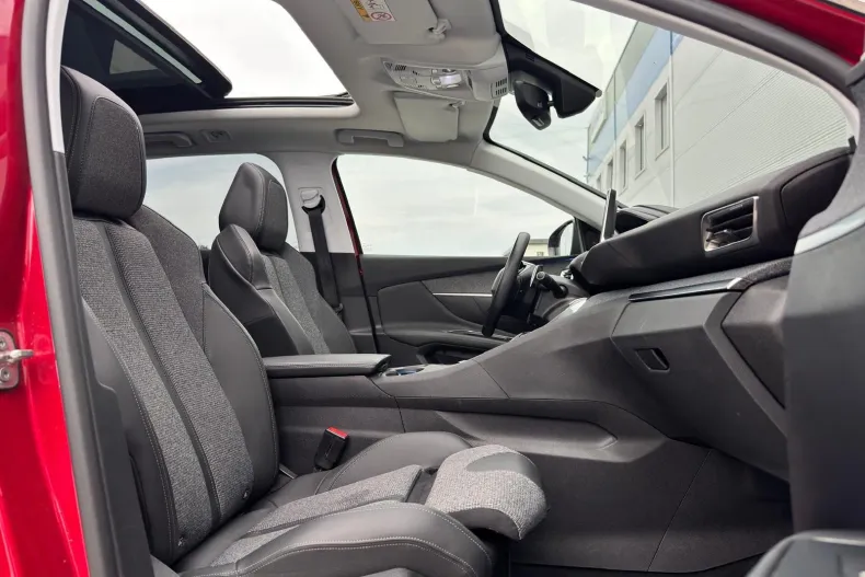 Peugeot 3008 din 2020 cu 112.400 km - oferta PEU128221 - foto 16