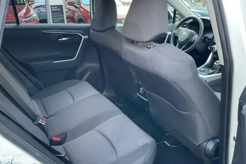 Toyota RAV4 din 2021 cu 128.470 km - oferta TOY128238 - foto 12