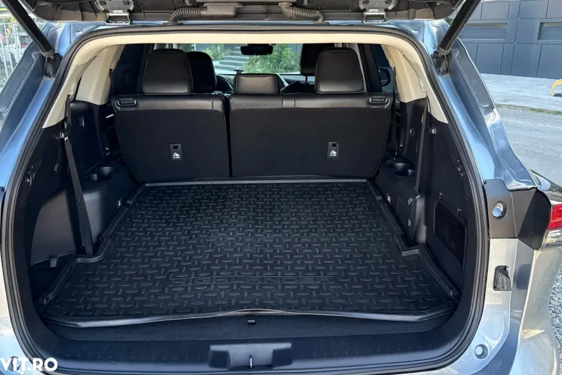 Toyota Highlander din 2022 cu 85.757 km - oferta TOY128265 - foto 9