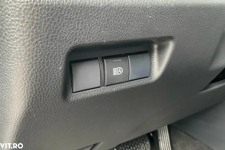 Toyota RAV4 din 2020 cu 117.799 km - oferta TOY128269 - foto 26