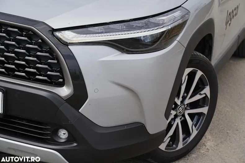Toyota Corolla Cross din 2025 cu 15.000 km - oferta TOY128309 - foto 6