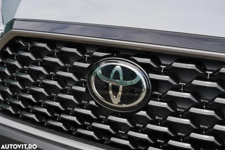Toyota Corolla Cross din 2025 cu 15.000 km - oferta TOY128309 - foto 7
