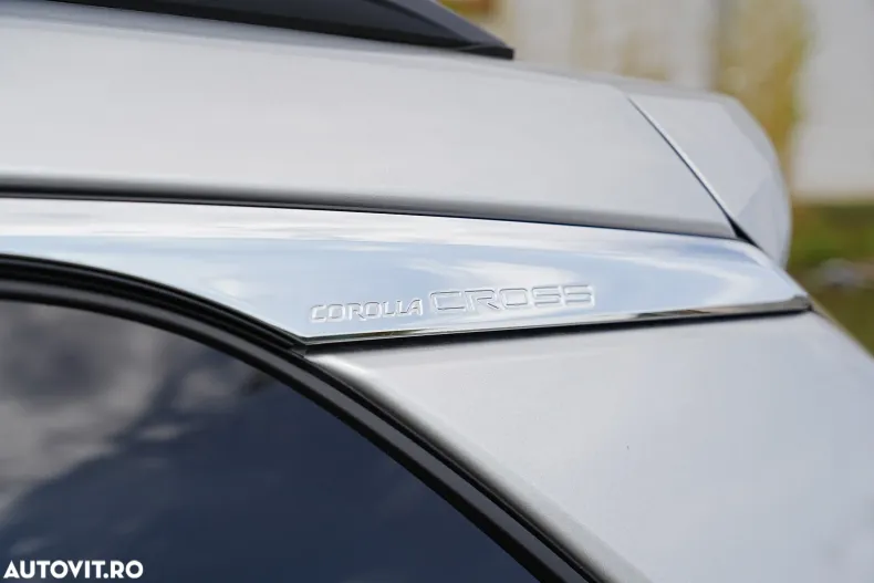 Toyota Corolla Cross din 2025 cu 15.000 km - oferta TOY128309 - foto 13