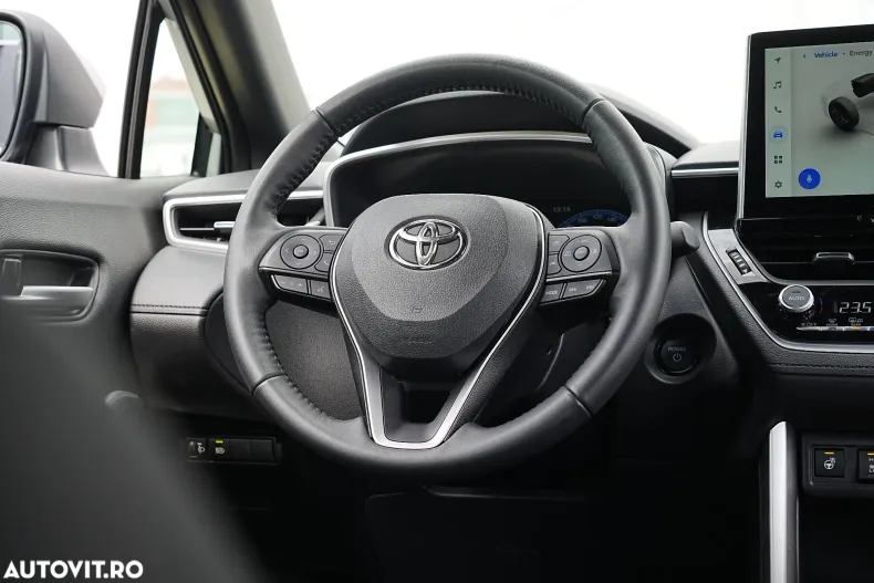 Toyota Corolla Cross din 2025 cu 15.000 km - oferta TOY128309 - foto 27