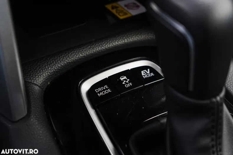 Toyota Corolla Cross din 2025 cu 15.000 km - oferta TOY128309 - foto 34