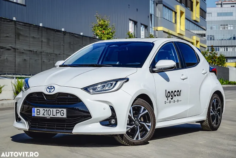 Toyota Yaris din 2024 cu 15.000 km - oferta TOY128313 - foto 2