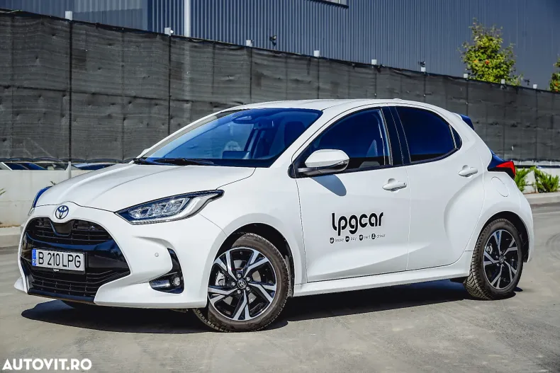 Toyota Yaris din 2024 cu 15.000 km - oferta TOY128313 - foto 3