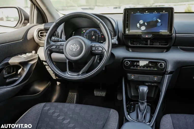 Toyota Yaris din 2024 cu 15.000 km - oferta TOY128313 - foto 18