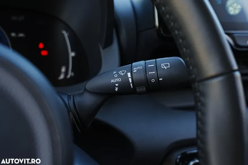 Toyota Yaris din 2024 cu 15.000 km - oferta TOY128313 - foto 31
