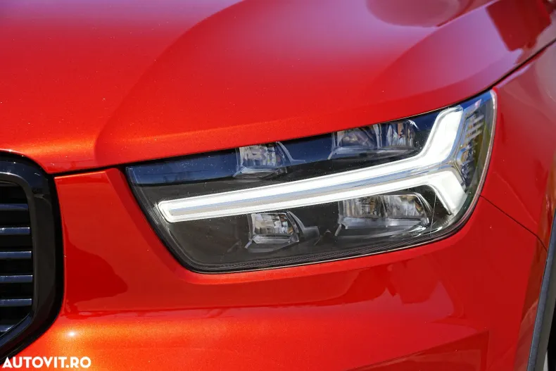 Volvo XC40 din 2019 cu 113.858 km - oferta VOL128314 - foto 11