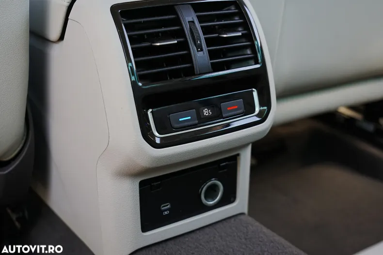 Volkswagen Passat din 2021 cu 111.500 km - oferta VOL128315 - foto 26