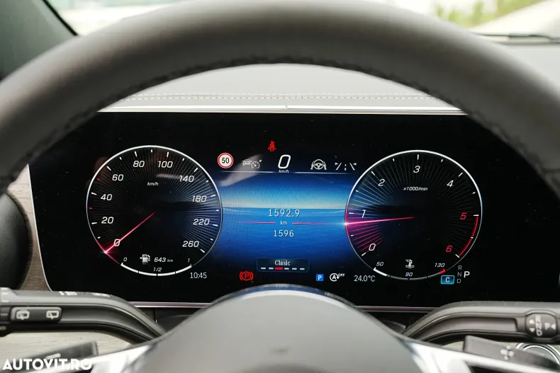 Mercedes-Benz V din 2024 cu 3.000 km - oferta MER128319 - foto 40