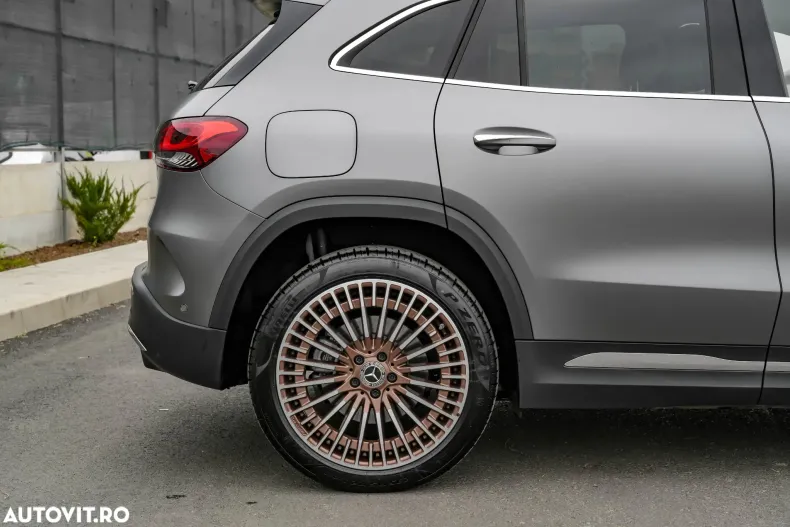 Mercedes-Benz EQA din 2022 cu 5.000 km - oferta MER128321 - foto 5