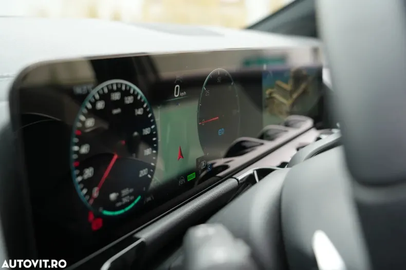 Mercedes-Benz EQA din 2022 cu 5.000 km - oferta MER128321 - foto 15