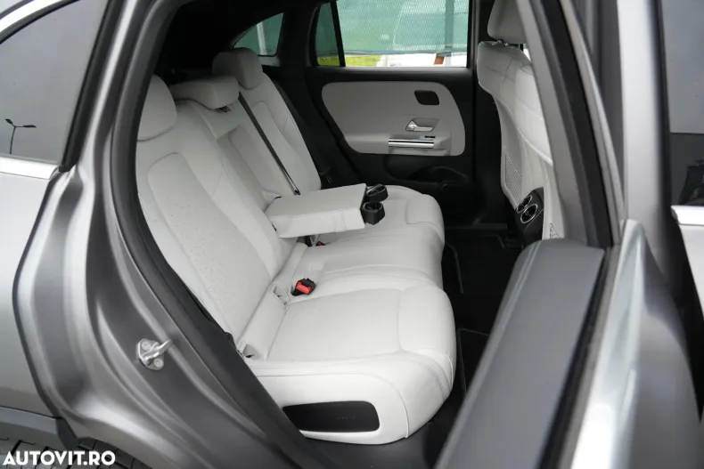 Mercedes-Benz EQA din 2022 cu 5.000 km - oferta MER128321 - foto 17