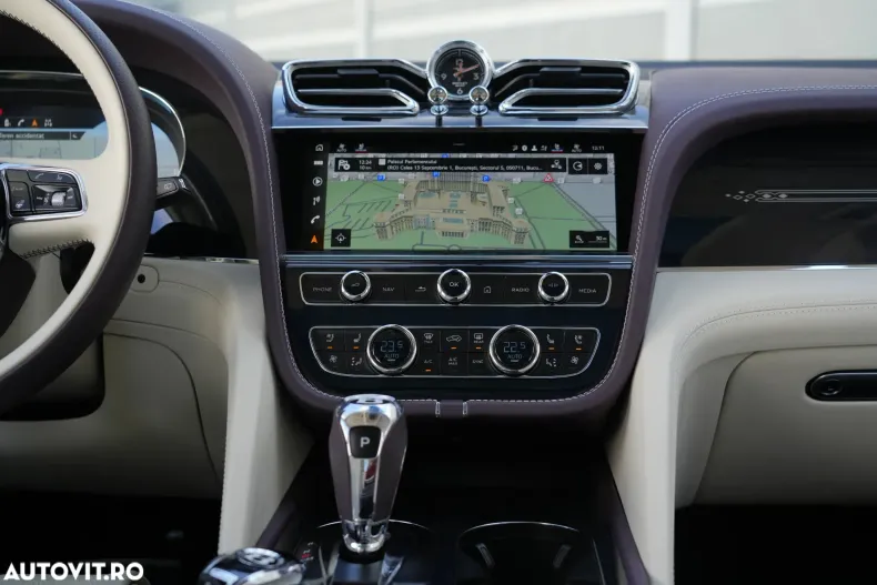 Bentley Bentayga din 2023 cu 26.000 km - oferta BEN128324 - foto 8