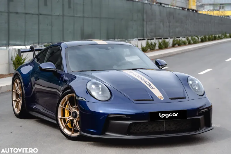 Porsche 911 din 2023 cu 2.900 km - oferta POR128326 - foto 2