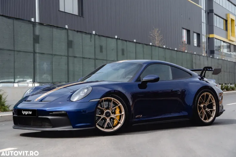 Porsche 911 din 2023 cu 2.900 km - oferta POR128326 - foto 4