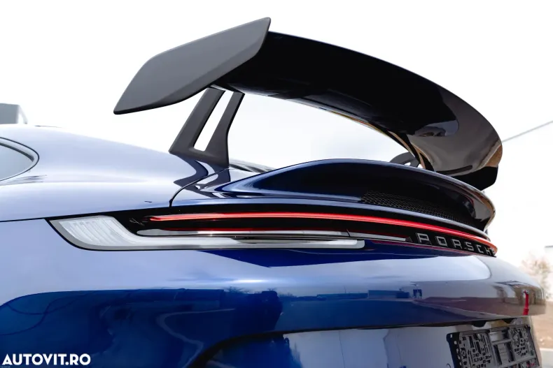 Porsche 911 din 2023 cu 2.900 km - oferta POR128326 - foto 7
