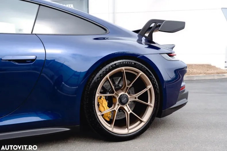 Porsche 911 din 2023 cu 2.900 km - oferta POR128326 - foto 8