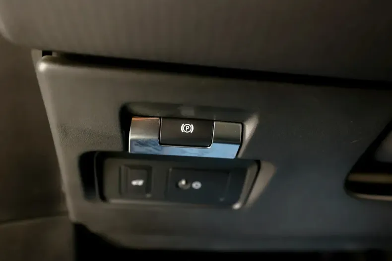 Land Rover Range Rover Evoque din 2020 cu 43.340 km - oferta LAN128328 - foto 23