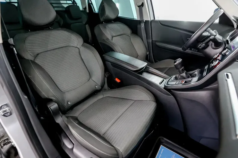 Renault Grand Scenic din 2020 cu 177.490 km - oferta REN128331 - foto 6