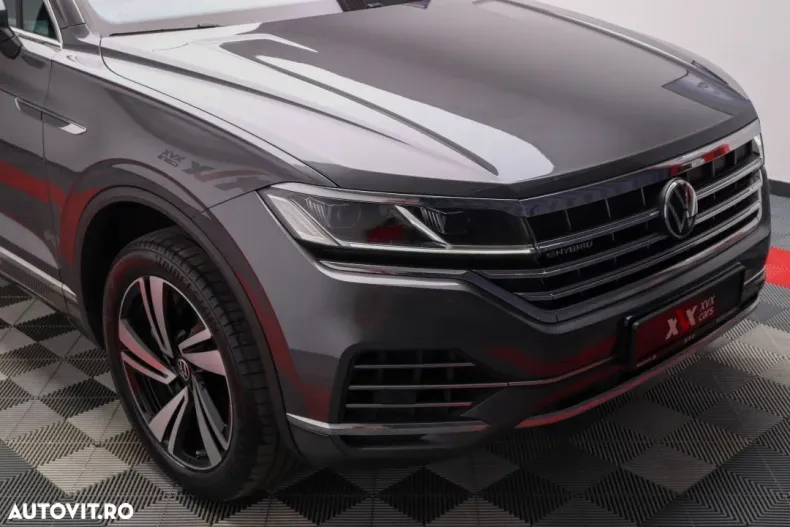 Volkswagen Touareg din 2021 cu 168.040 km - oferta VOL128348 - foto 14