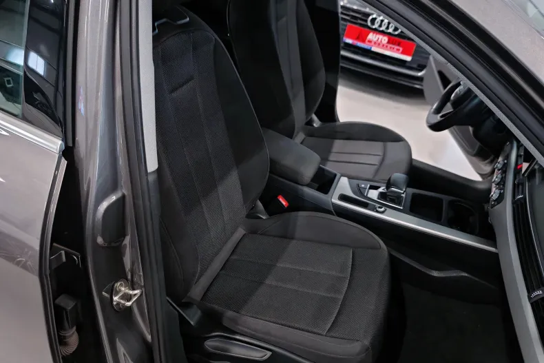 Audi A4 din 2020 cu 131.172 km - oferta AUD128392 - foto 9