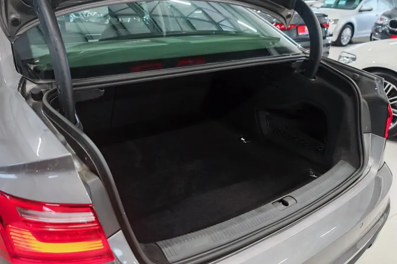 Audi A4 din 2020 cu 131.172 km - oferta AUD128392 - foto 36