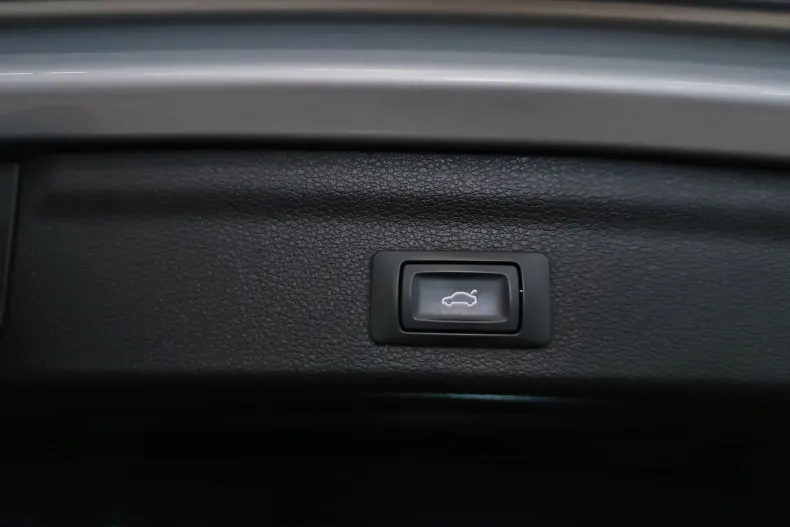 Audi Q3 din 2019 cu 148.704 km - oferta AUD128406 - foto 27