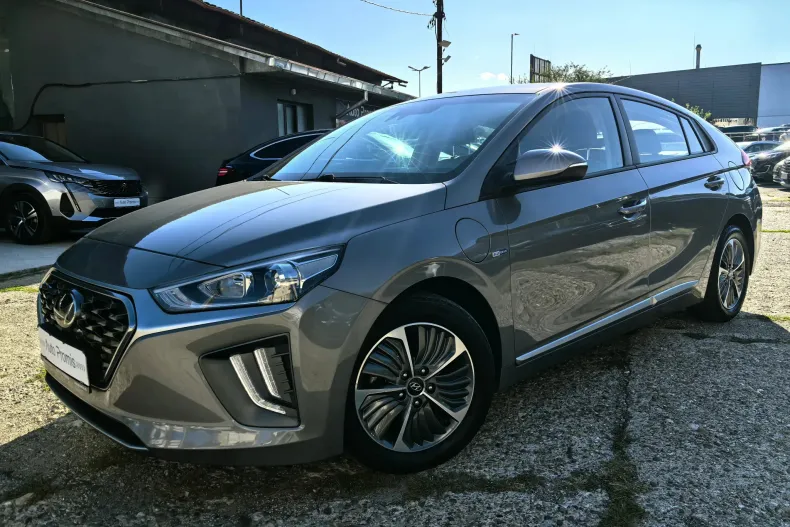Hyundai IONIQ din 2020 cu 66.300 km - oferta HYU128425 - foto 2