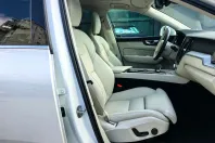 Volvo XC60 din 2022 cu 120.900 km - oferta VOL128432 - foto 17