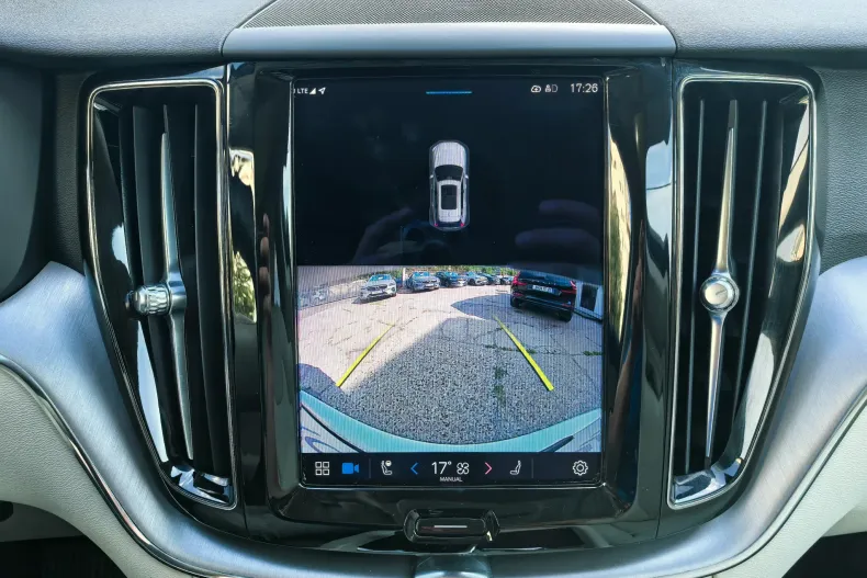 Volvo XC60 din 2022 cu 120.900 km - oferta VOL128432 - foto 22