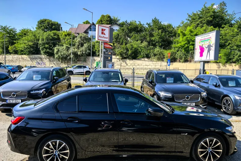 BMW Seria 3 din 2023 cu 46.200 km - oferta BMW128437 - foto 10