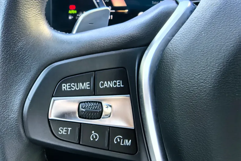 BMW Seria 3 din 2023 cu 46.200 km - oferta BMW128437 - foto 24