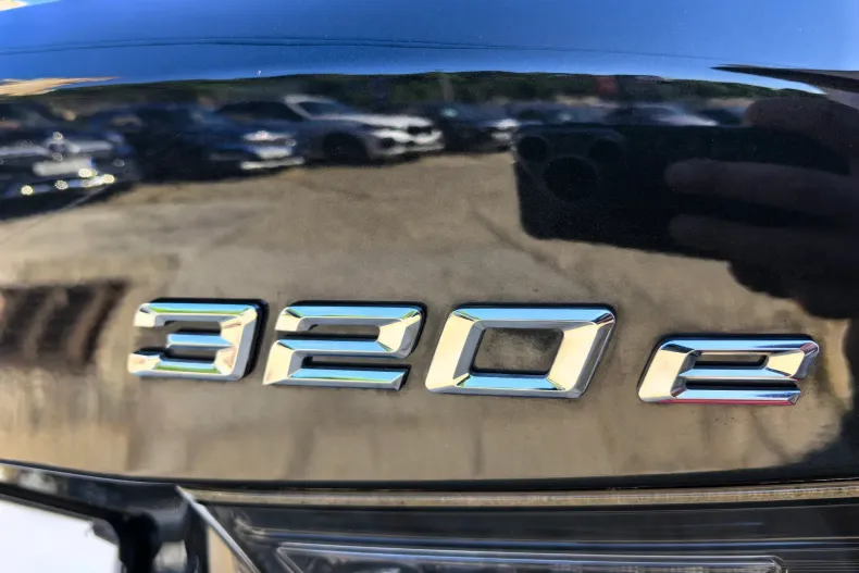 BMW Seria 3 din 2023 cu 46.200 km - oferta BMW128437 - foto 27