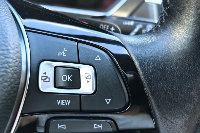 Volkswagen Tiguan din 2019 cu 151.890 km - oferta VOL128439 - foto 25