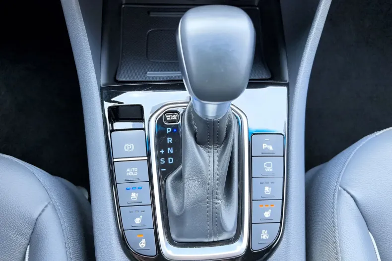 Hyundai IONIQ din 2022 cu 73.460 km - oferta HYU128442 - foto 7