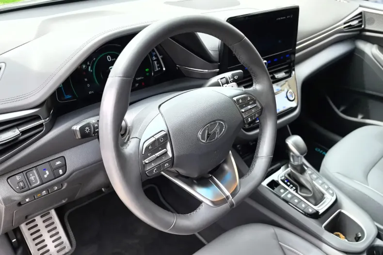 Hyundai IONIQ din 2022 cu 73.460 km - oferta HYU128442 - foto 9