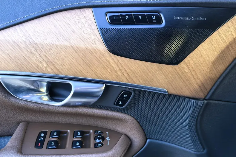 Volvo XC90 din 2021 cu 129.000 km - oferta VOL128449 - foto 7