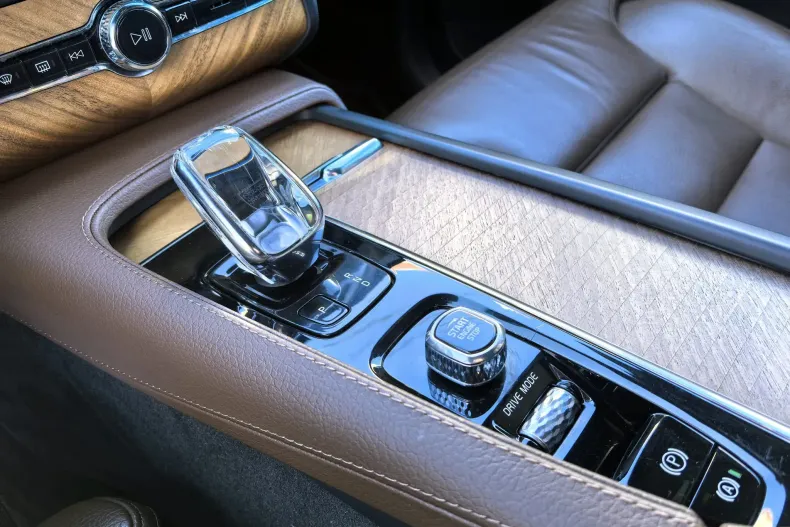 Volvo XC90 din 2021 cu 129.000 km - oferta VOL128449 - foto 14